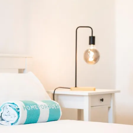 Casa Del Siglo Xx Reformada En *