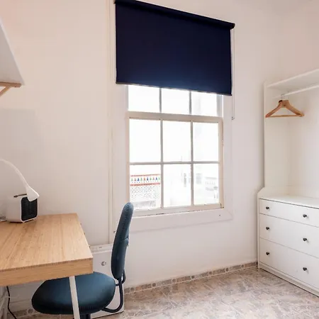 Casa Del Siglo Xx Reformada En *